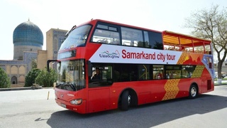 Самарқанд шаҳрида икки қаватли сайёҳлик автобуси ҳаракати йўлга қўйилди