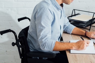 Nogironligi boʻlgan shaxslarni kasb-hunarga oʻrgatuvchi “Imkoniyatlar markazi” tashkil etiladi