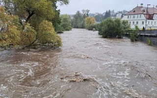 Австрияда сув тошқини қурбонлари сони беш нафарга етди