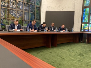 Россиядаги ўзбекистонлик меҳнат мигрантлари масалалари муҳокама этилмоқда