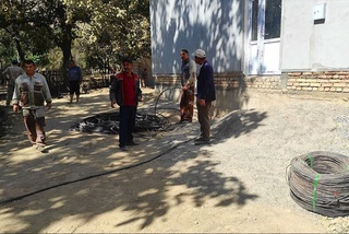 Сенатор сабаб вочахликлар электр токига эришишди