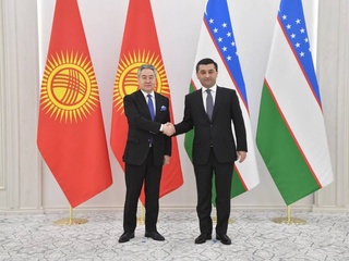 Өзбекстанның Сыртқы істер министрі Қырғызстанның Сыртқы істер министрімен кездесті