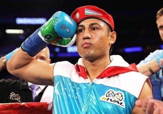 Фазлиддин Ғоибназаров қайтуда, ол бұрынғы әлем чемпионына қарсы рингке көтеріледі