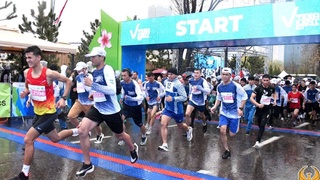 Sharros yomg‘ir ostida kechgan V Toshkent xalqaro marafonining g‘oliblari aniqlandi