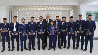 25 нафар афғонистонлик битирувчи талабага диплом топширилди