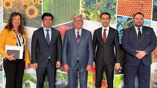 Азиз Воитов Венгрия қишлоқ хўжалиги вазири ўринбосари ва MATE университети ректори билан учрашди