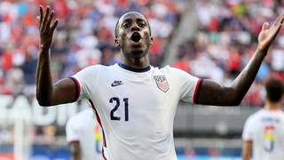 Сын президента Либерии забил первый гол на чемпионате мира