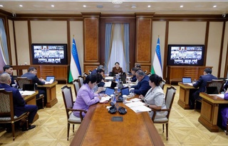 Иқтисодиётда давлат иштирокини қисқартириш, хусусийлаштиришни жадаллаштириш масалалари муҳокама этилди