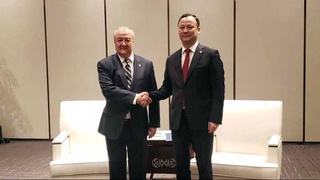 Abdulaziz Kamilov meets with Kyrgyzstan’s FM