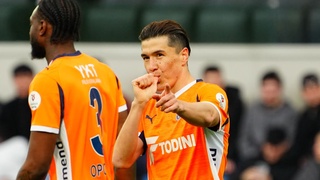 Дубль Шомуродова принес «Истанбул Башакшехир» победу над «Генчлербирлиги»