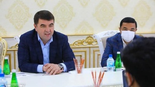 Хоким  Наманганской области принял директора индийской компании «Divine Global Group» Митула Гадию