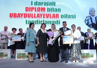 Семья Убайдуллаевых из Шайхантахурского района столицы стала победителем конкурса «Образцовая семья Нового Узбекистана»