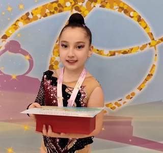 Навоийская гимнастка - открытие «Olympic Stars Championship»