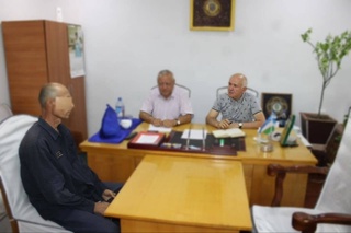 Маҳкум Равшанбек Умаров онасининг қийноқ бўйича видеомурожаати ўрганилди – Омбудсман