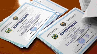 Сирдарёлик тиббиёт ходимларига махсус сертификат топширилди