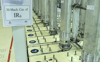 Эрон уранни бойитиш учун янги центрифугалар ўрнатилишини эълон қилди