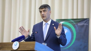 Президентликка номзод А.Қодиров: "санъатимизни ҳам етарлича тарғиб қилолмаяпмиз"