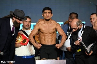 Murodjon Ahmadaliyev raqibidan biroz ogʻirroq tosh bosdi