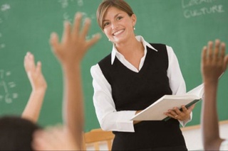 Педагогларнинг мавқеи тикланди, ҳурмати оширилди ва обрўси қонун билан ҳимояланди