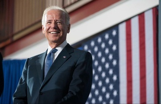 Jo Bayden prezidentlik poygasidan chiqishini e'lon qildi