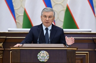 Бутун жамоатчилик бирлашиб, коррупцияга “жамият танасидаги саратон” сифатида қараши керак — Президент