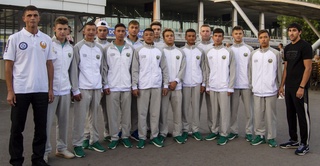 Ватерполчиларимиз жаҳон чемпионатига жўнаб кетди