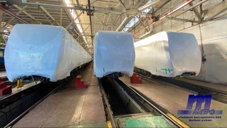 Метрои Тошканд  боз се поезди нав гирифт