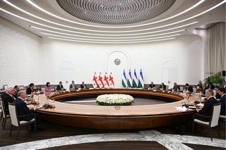 Тошкентда Ўзбекистон ва Грузия Бош вазирларининг учрашуви бўлиб ўтди