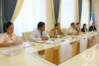 Qochoqlar va fuqaroligi boʻlmagan shaxslar huquqlarini himoya qilish mavzusi muhokama etildi