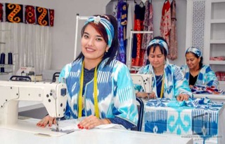 Adashib qolgan qizg‘aldoqlar yoxud yorug‘likka chiqqan Zeboning quvonchlari