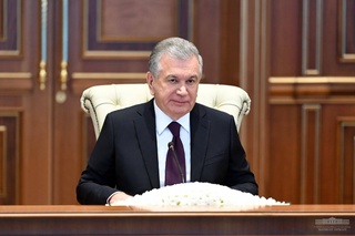 Роҳбарони Ӯзбекистон ва Венгрия лоиҳаҳои афзалиятноки ҳамкориҳои мутақобилан судмандро баррасӣ карданд