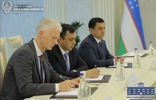 Меҳнат вазирлигида PISA дастури раҳбари Андерас Шляхер билан музокара ўтказилди