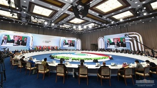 Озиқ-овқат ишлаб чиқаришнинг барқарор тизимларини ва уни етказиб беришнинг оптимал занжирини шакллантириш зарур