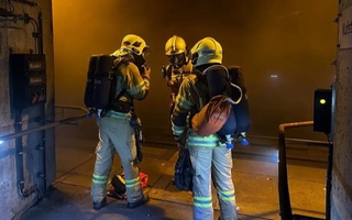 Австриядаги туннелда поезд ёниб кетди