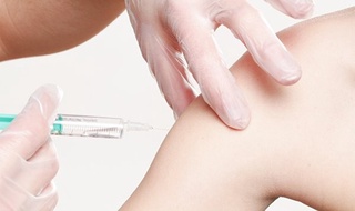 Ommaviy emlash oktabrdan, unga qadar...