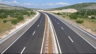 Pullik avtobanlar qurilishi rejalashtirilmoqda