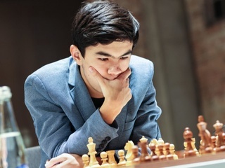 Жавоҳир Синдоров Магнус Карлсенни мағлуб этди