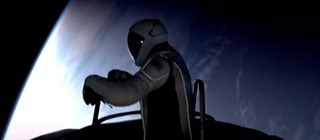 SpaceX skafandrlarini fazoda muvaffaqiyatli tarzda sinovdan o'tkazdi