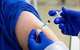 Кому противопоказана вакцинация против COVID-19