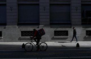 Аргентина иқтисодиёти 2020 йилда 12,5 фоизга тушиши мумкин