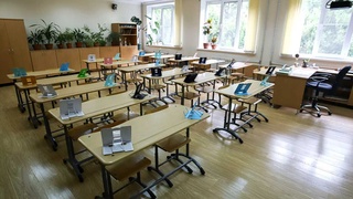 Москва шаҳар раҳбарияти мактабларда таътил эълон қилди