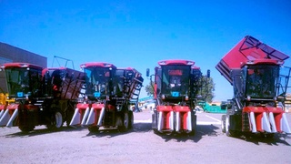 Самарқандда кластер корхоналари томонидан 26 та пахта териш машиналари харид қилинган