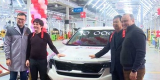 Жиззахда ўн мингинчи KIA автомобили ишлаб чиқарилди