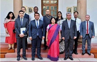 Делегация Андижанской области провела переговоры с государственным министром иностранных дел и государственным министром культуры Индии