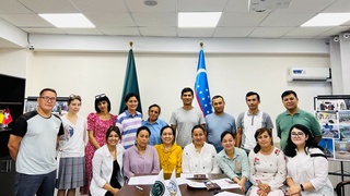 Энг яхши немис тили ўқитувчилари Германияда малака оширади