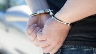 Қидирувдаги урганчлик аёл БААда қўлга олинди