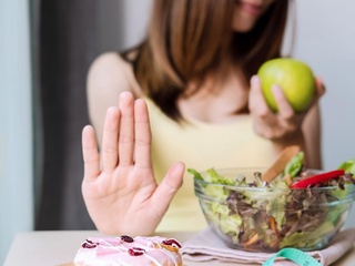 Кимлар торт ва пироглар емаслиги керак?