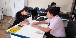 395 нафар эҳтиёжманд оилага 1 миллион сўмдан моддий ёрдам кўрсатилди