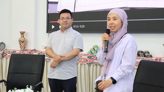 Япониялик профессор Коҳеи Торикаи ТДТУ Олмалиқ филиалида маъруза ўқиди