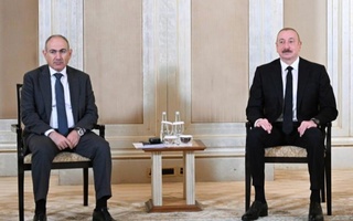 Tramp Pashinyan va Aliyev Vashingtonda tinchlik bitimini imzolashini ma'lum qildi